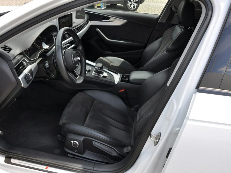 Audi A4 AVANT Competition 2.0TDI 190KM S-tronic S-line Matrix ACC El.klapa Key B9 (2015-)