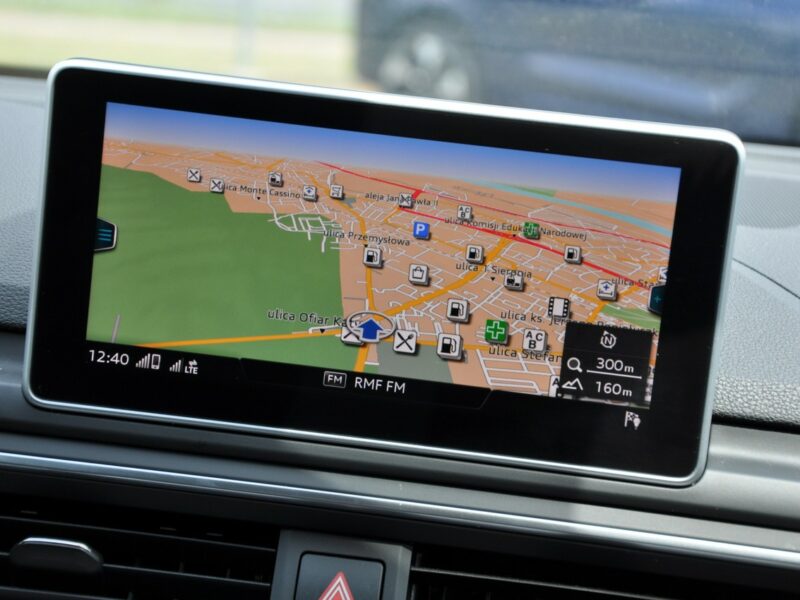 Audi A4 AVANT Competition 2.0TDI 190KM S-tronic S-line Matrix ACC El.klapa Key B9 (2015-)