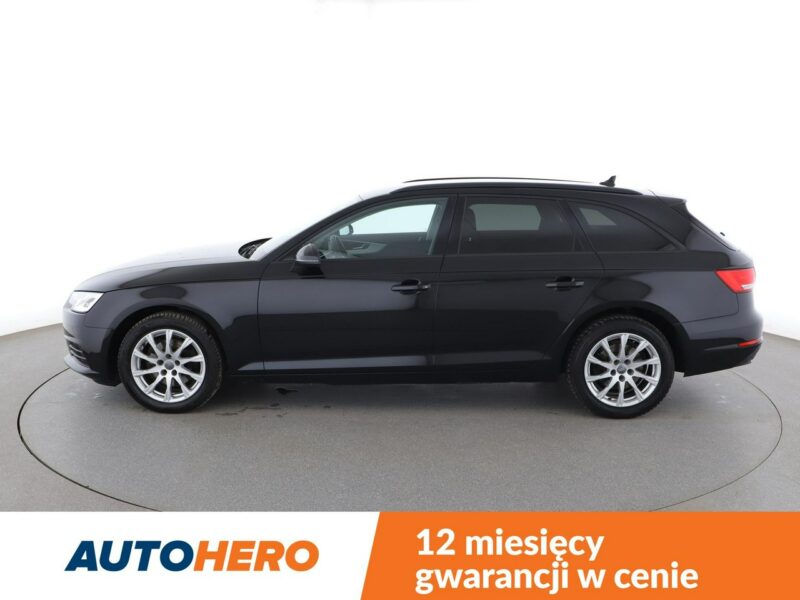 Audi A4 virtual cocpit xenon navi klima auto grzane fotele czujniki parkowania B9 (2015-)
