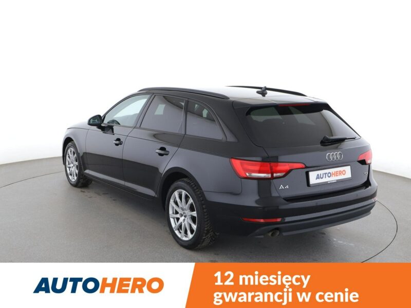 Audi A4 virtual cocpit xenon navi klima auto grzane fotele czujniki parkowania B9 (2015-)