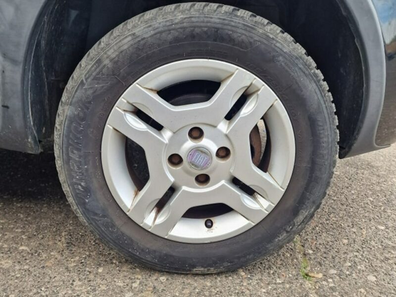 Fiat Panda 1.2 Benzyna 60 KM, 4x4, Klima Automatyczna, Alufelgi, Komputer, Hak II (2003-2012)