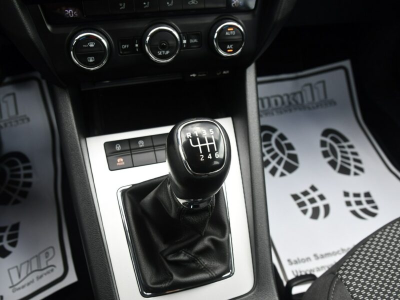Škoda Octavia 1,4Turbo DUDKI11 Serwis.Navi.Klimatr 2 str.Alu,kredyt.OKAZJA III (2013-)
