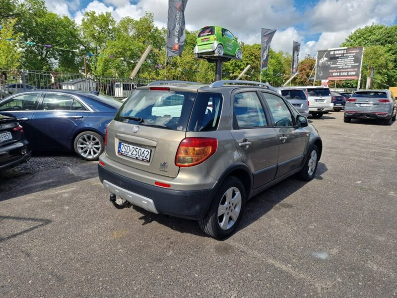 Fiat Sedici 1.6 Benzyna 108 KM, 4x4, Klimatyzacja, Alufelgi, Hak, Komputer