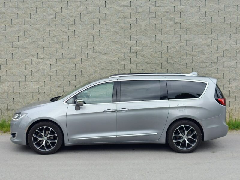 Chrysler Pacifica
