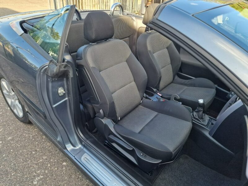 Peugeot 207 CC 1.6 Benzyna 120 KM, Cabrio, Klima Automatyczna, Alufelgi, Komputer,