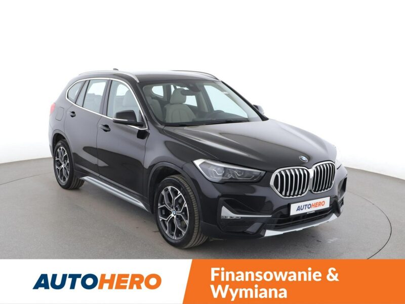BMW X1 2.0D Automat xLine Klimatronik Tempomat Nawigacja Skóra ParkAssist PDC II (F48) (2015-)