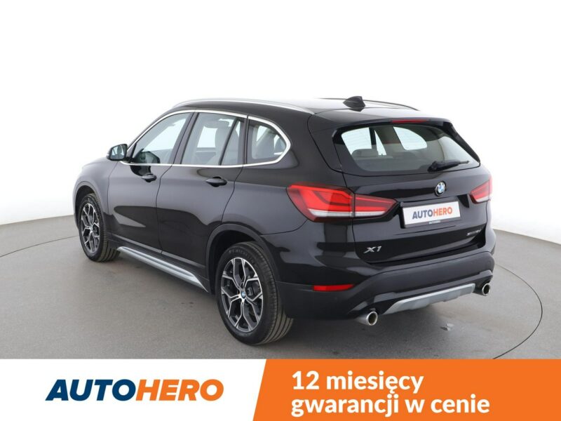BMW X1 2.0D Automat xLine Klimatronik Tempomat Nawigacja Skóra ParkAssist PDC II (F48) (2015-)