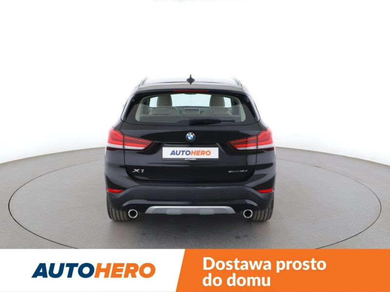 BMW X1 2.0D Automat xLine Klimatronik Tempomat Nawigacja Skóra ParkAssist PDC II (F48) (2015-)