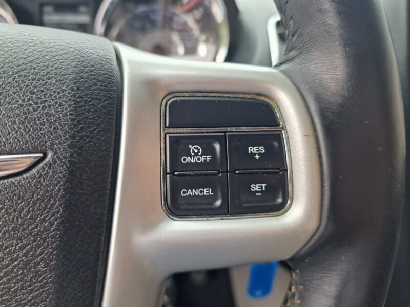 Chrysler Town & Country 3.6 Benzyna 286 KM, Automat, Kamera, Skóra, Bluetooth, EL Drzwi +Klapa V (2007-2016)