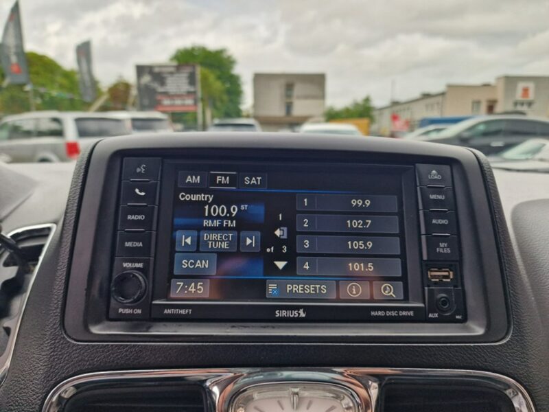 Chrysler Town & Country 3.6 Benzyna 286 KM, Automat, Kamera, Skóra, Bluetooth, EL Drzwi +Klapa V (2007-2016)