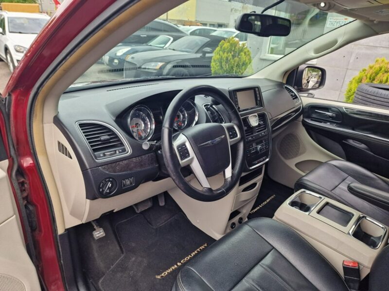 Chrysler Town & Country 3.6 Benzyna 286 KM, Automat, Kamera, Skóra, Bluetooth, EL Drzwi +Klapa V (2007-2016)