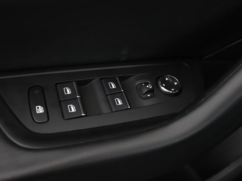 Peugeot 508 automat półskóra full LED navi kamera i czujniki parkowania II (2018-)