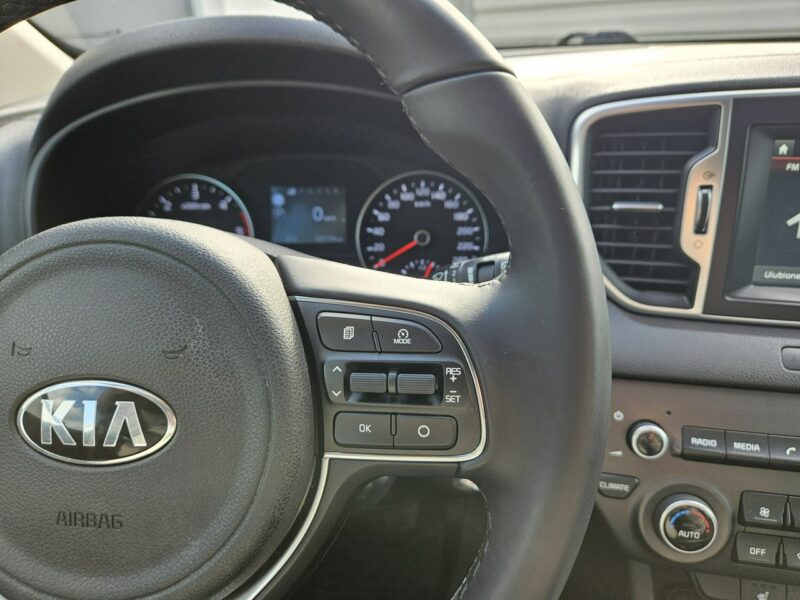 Kia Sportage 2.0 CRDi 185KM 4x4 automat BEZWYPADEK zadbany BDB STAN 1 właśc. FV23% IV (2016-2021)