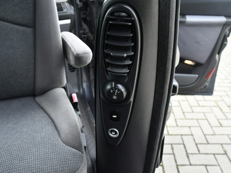 Peugeot 807 2,0hdi Elektr.Drzwi..7 Foteli.Parktronic.Hak.Klimatr 2 str.kredyt.OKAZ