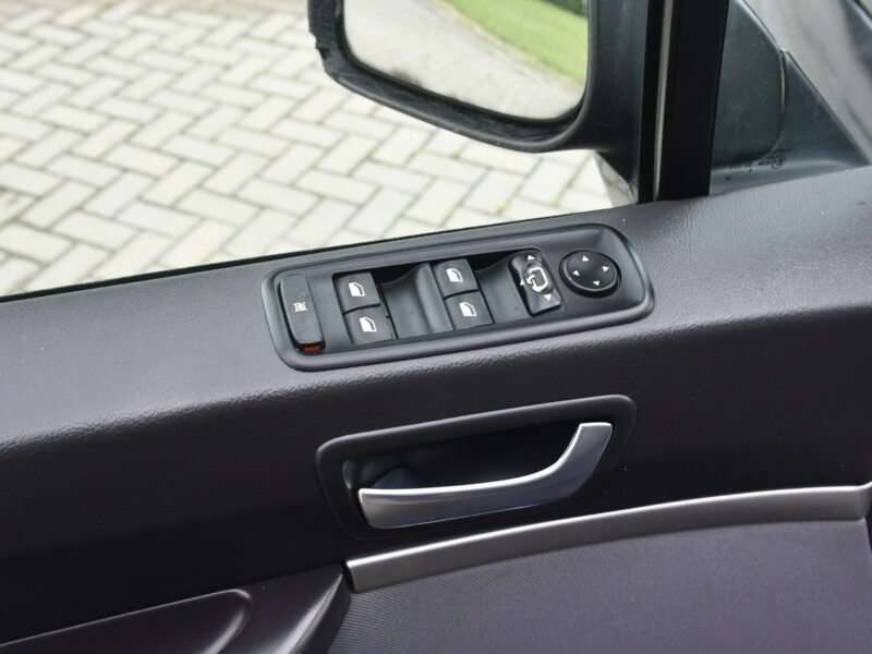 Peugeot 807 2,0hdi Elektr.Drzwi..7 Foteli.Parktronic.Hak.Klimatr 2 str.kredyt.OKAZ