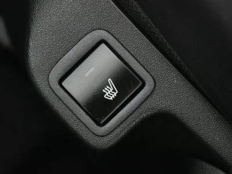 Toyota Aygo Skóra*Klima*GrzaneFotele*Kamera*PanelDotyk*Esp*Led*Bluet*Alu15*GwarVGS II (2014-)