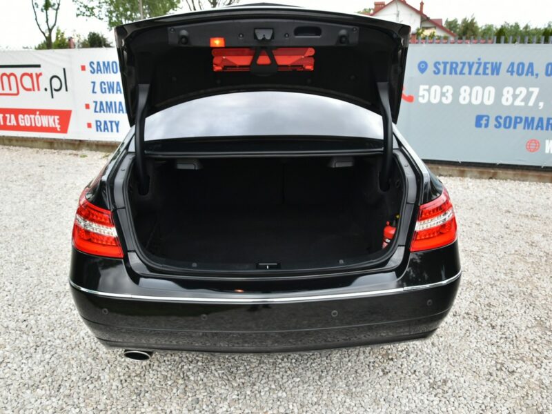 Mercedes E 250 E 250CDi Coupe 2.2 CDi 204KM Manual 2010r. Skóra Xenon NAVi Panorama W212 (2009-)