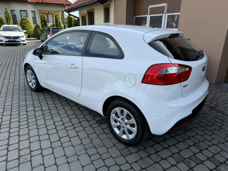 Kia Rio Rej. 01/2014 1,2 85KM Klimatyzacja Serwis 1Właściciel III (2011-)
