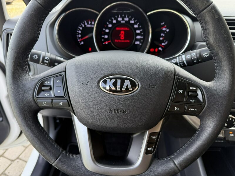 Kia Rio Rej. 01/2014 1,2 85KM Klimatyzacja Serwis 1Właściciel III (2011-)