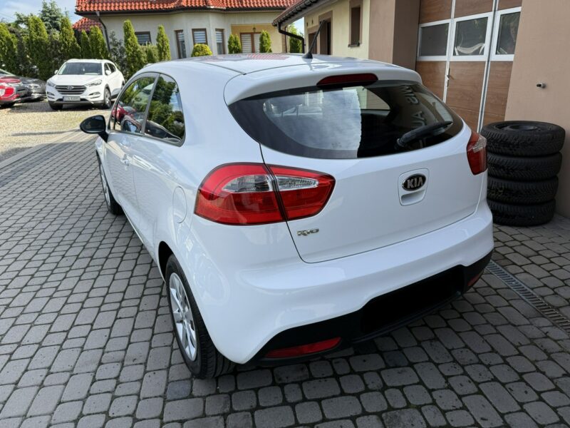 Kia Rio Rej. 01/2014 1,2 85KM Klimatyzacja Serwis 1Właściciel III (2011-)