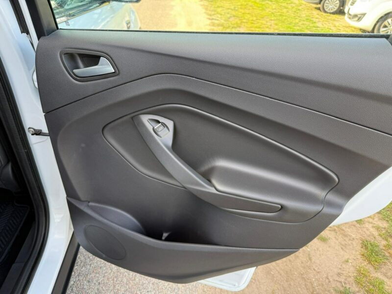 Ford Kuga 2018 Facelift Titanium 1.5 EcoBoost AWD ,175KM Automat E10 II (2012-)