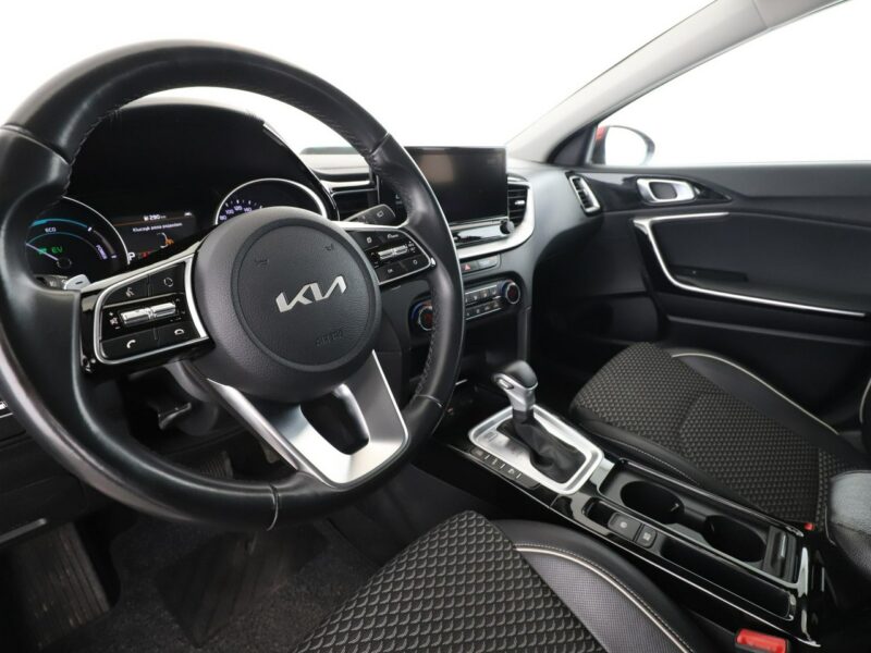Kia XCeed PHEV navi kamera tempomat LED półskóra