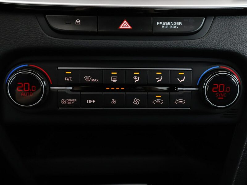 Kia XCeed PHEV navi kamera tempomat LED półskóra