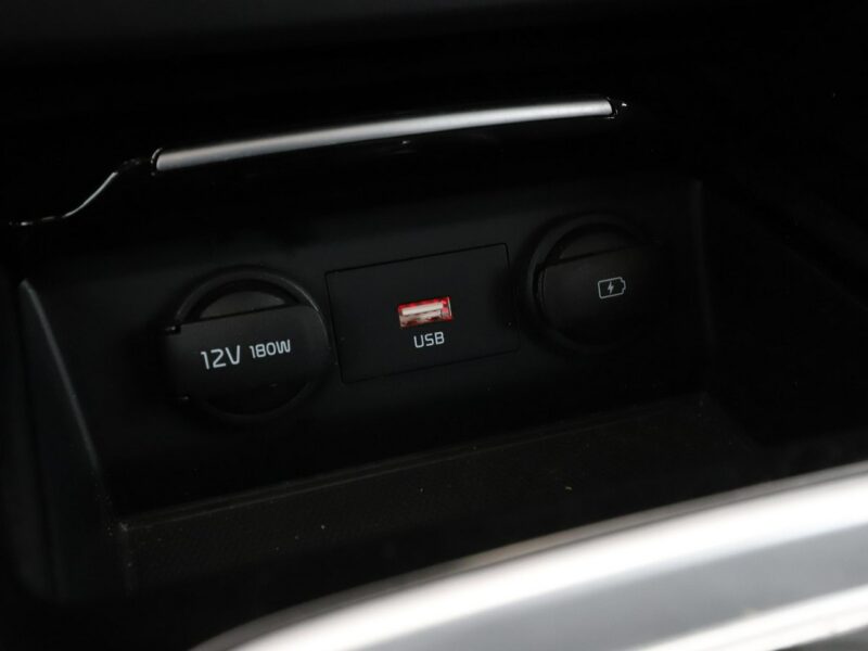 Kia XCeed PHEV navi kamera tempomat LED półskóra