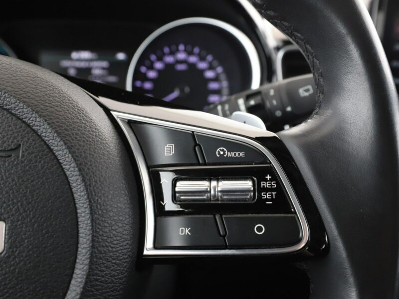 Kia XCeed PHEV navi kamera tempomat LED półskóra