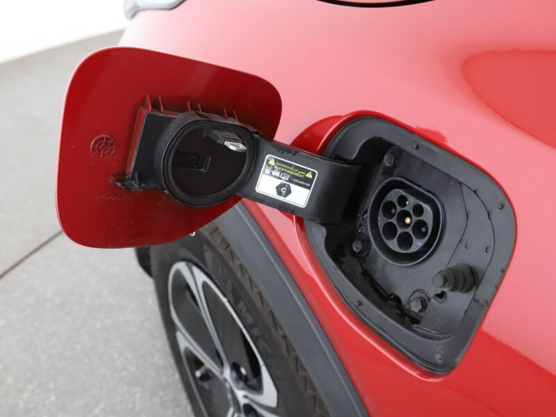 Kia XCeed PHEV navi kamera tempomat LED półskóra