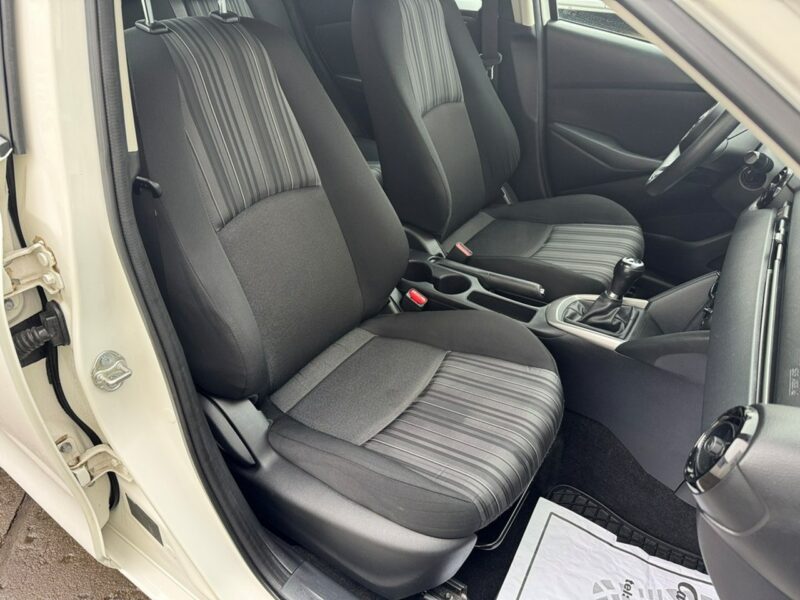 Mazda 2 Pisemna Gwarancja 12 miesięcy III (2015-)