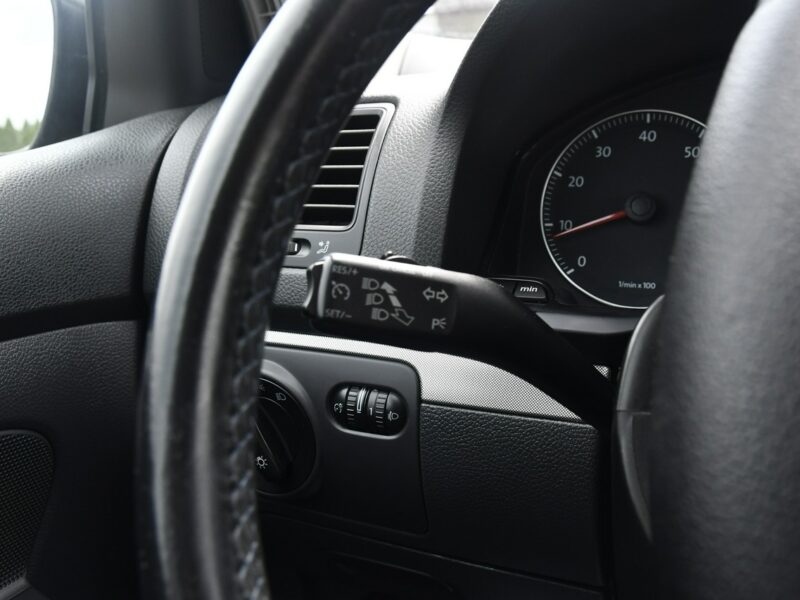 Volkswagen Golf 1,4Benz Dudki11 Serwis.Klimatronic 2 str.Tempomat.Podg.Fot.kredyt V (2003-2008)