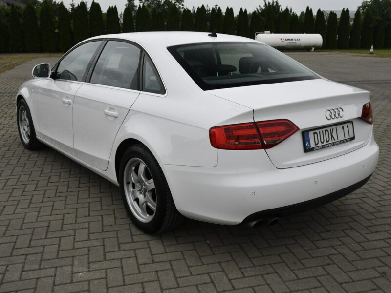 Audi A4 1.8Turbo Benz. Manual.Klimatronic.Parktronic.Ledy.kredyt.OKAZJA B8 (2007-2015)
