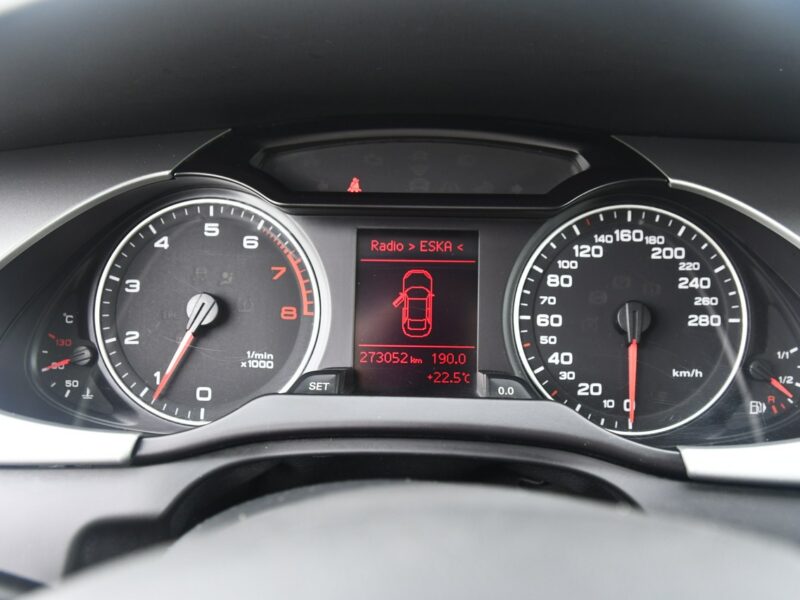 Audi A4 1.8Turbo Benz. Manual.Klimatronic.Parktronic.Ledy.kredyt.OKAZJA B8 (2007-2015)