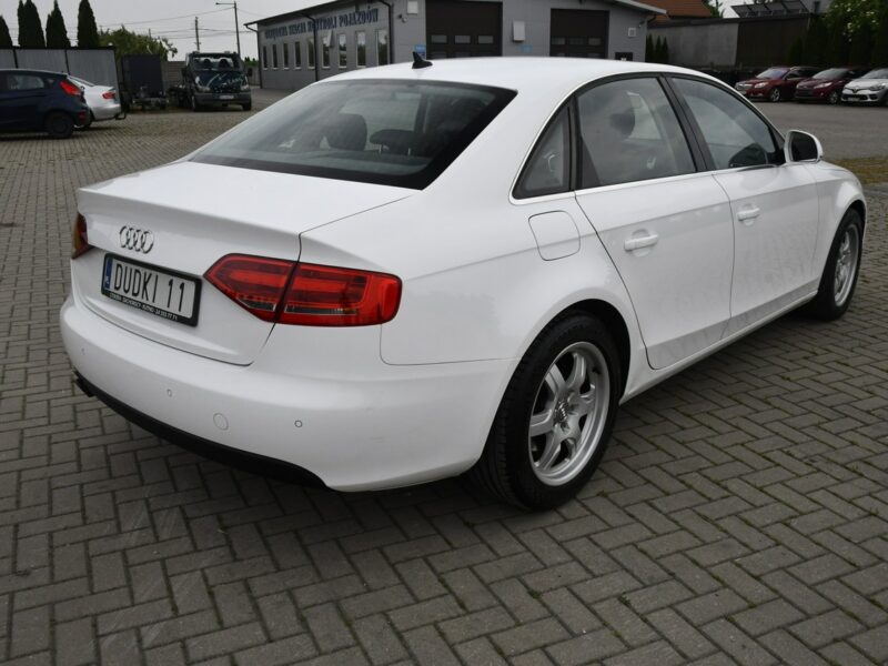 Audi A4 1.8Turbo Benz. Manual.Klimatronic.Parktronic.Ledy.kredyt.OKAZJA B8 (2007-2015)