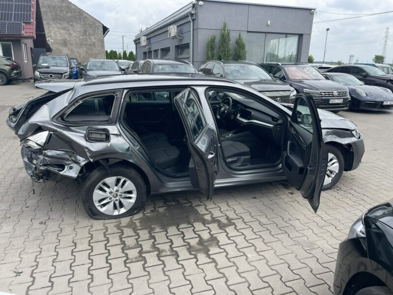 Škoda Octavia mHev Automat Climatronic Style IV (2020-)