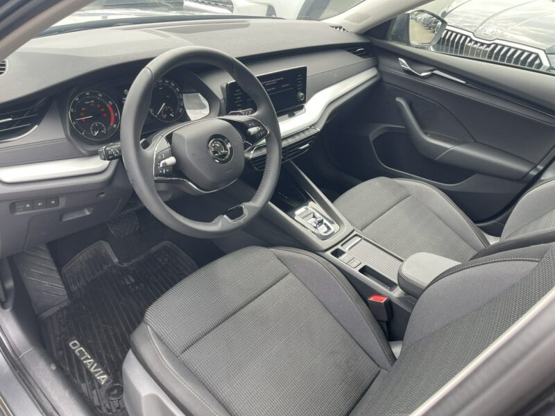 Škoda Octavia mHev Automat Climatronic Style IV (2020-)