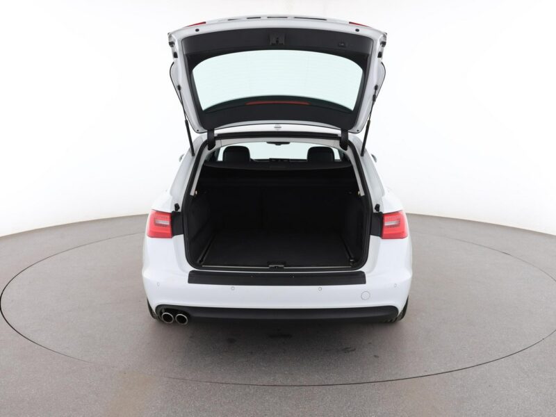 Audi A6 alcantara ks.serwisowa PDC navi climatronic xenon tempomat C7 (2011-)