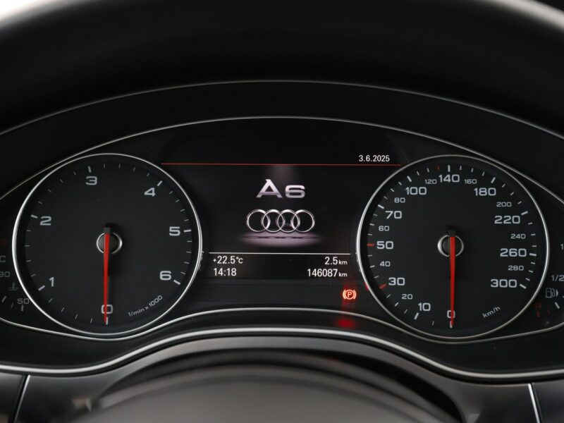 Audi A6 alcantara ks.serwisowa PDC navi climatronic xenon tempomat C7 (2011-)