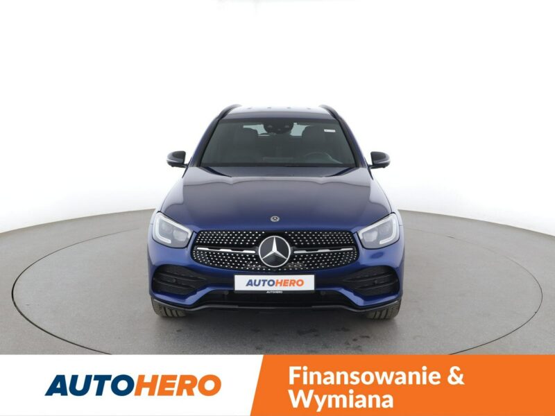 Mercedes GLC 300 4x4 automat full LED skóra navi virtual cocpit kamery 360 el. klapa