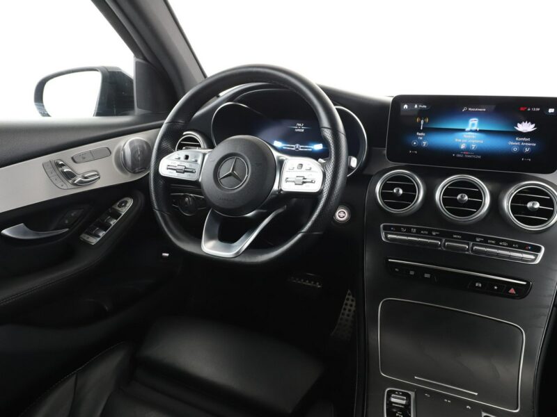 Mercedes GLC 300 4x4 automat full LED skóra navi virtual cocpit kamery 360 el. klapa