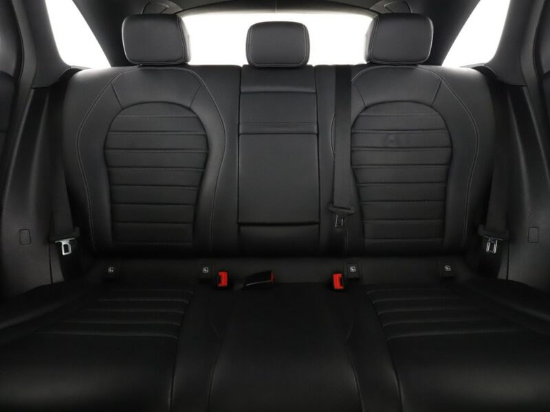 Mercedes GLC 300 4x4 automat full LED skóra navi virtual cocpit kamery 360 el. klapa