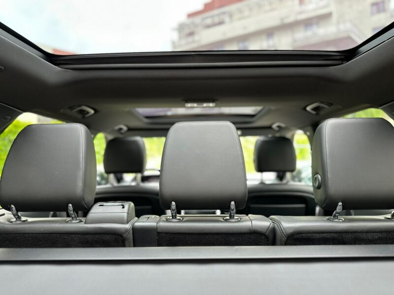 Land Rover Discovery 2.0 SI4 HSE LUXURY AWD 7 Miejsc V (2017-)