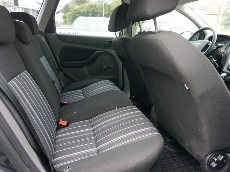 Ford Focus polski salon, Mk2 (2004-2011)
