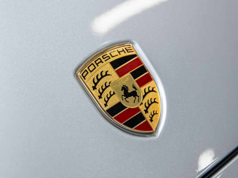 Porsche Cayenne E-Hybrid 462KM. Konfiguracja na 712 tys. zł. Gwarancja do 01.2026. III(2017-)