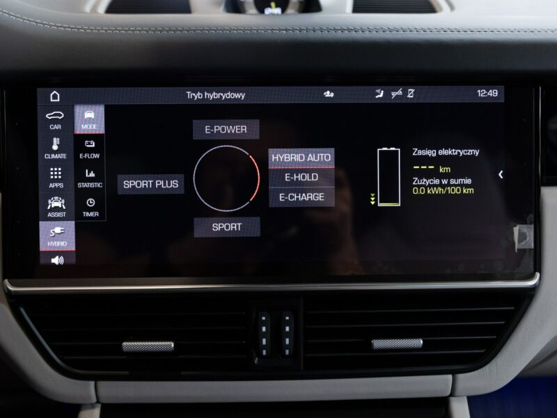 Porsche Cayenne E-Hybrid 462KM. Konfiguracja na 712 tys. zł. Gwarancja do 01.2026. III(2017-)