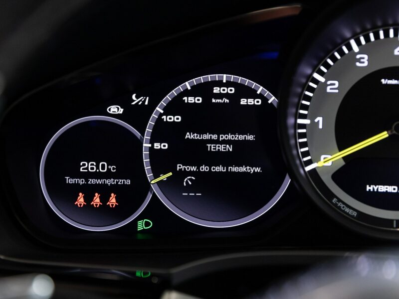 Porsche Cayenne E-Hybrid 462KM. Konfiguracja na 712 tys. zł. Gwarancja do 01.2026. III(2017-)