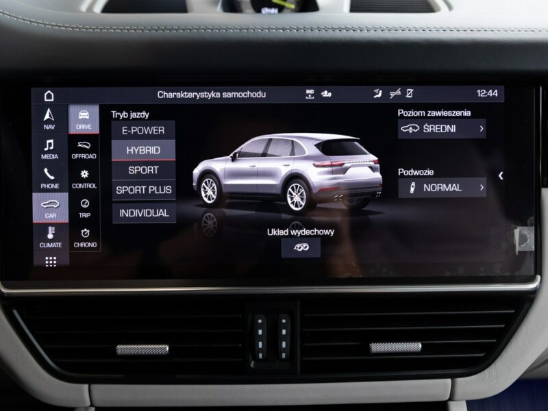 Porsche Cayenne E-Hybrid 462KM. Konfiguracja na 712 tys. zł. Gwarancja do 01.2026. III(2017-)