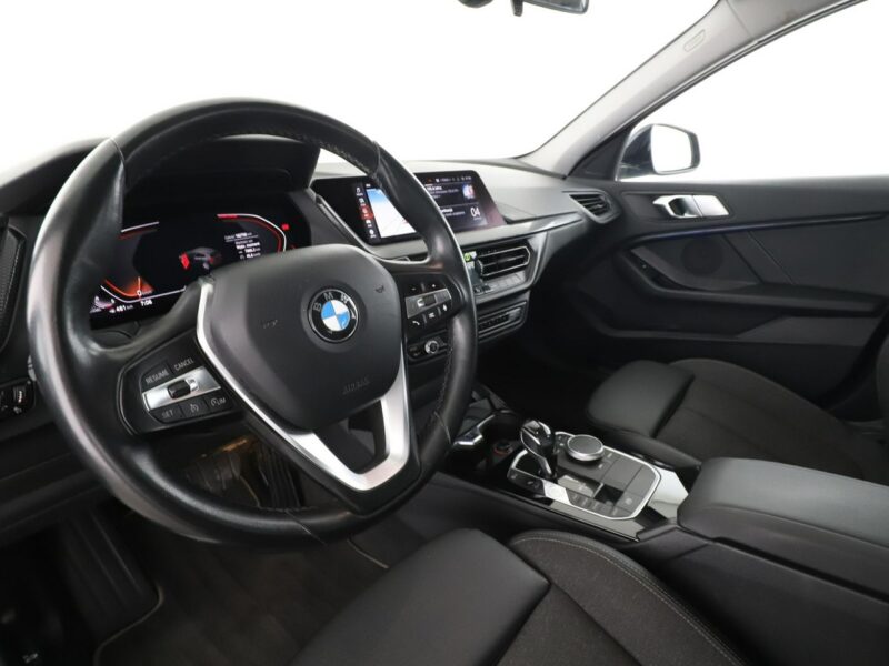 BMW 120 xDrive automat 190KM PDC-kamera navi LED tempomat F40 (2019-)