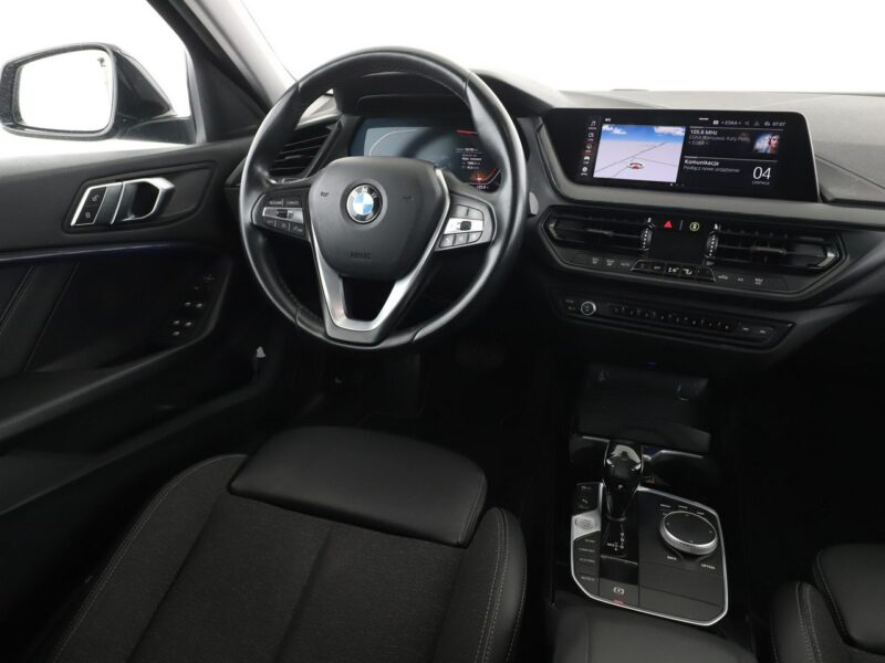 BMW 120 xDrive automat 190KM PDC-kamera navi LED tempomat F40 (2019-)